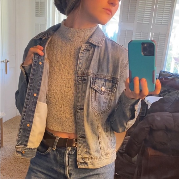 AMERICAN EAGLE Distressed Jean Jacket - Picture 8 of 8